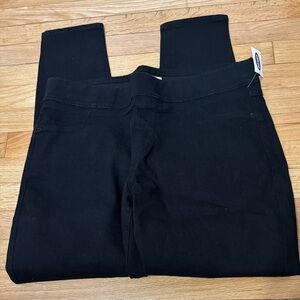 Old Navy super skinny black mid rise jegging jeans, size 14 new with tags ￼